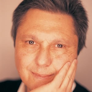 Ömer KAVUR