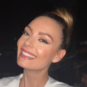 Özge ÖZDER